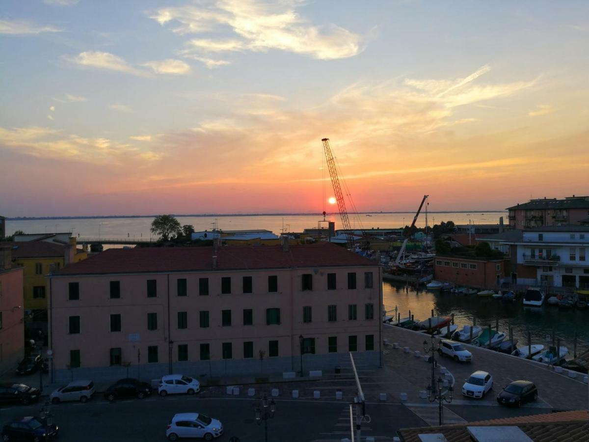 Mansarda Settimo Cielo Apartment Chioggia Luaran gambar
