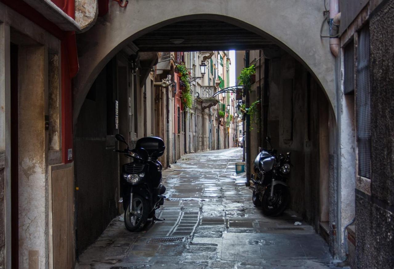 Mansarda Settimo Cielo Apartment Chioggia Luaran gambar